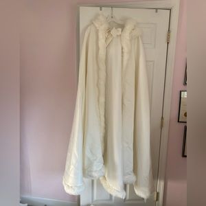 Hooded Bridal Cloak in Ivory